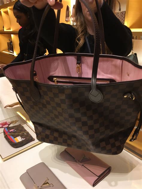 inside louis vuitton purse|louis vuitton neverfull inside.